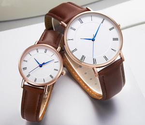 WYGICOO-Reloj <span class=keywords><strong>de</strong></span> pulsera para hombre y mujer, cronógrafo negro chapado en oro, juegos <span class=keywords><strong>de</strong></span> regalo para parejas con caja <span class=keywords><strong>de</strong></span> regalo - Product Image 1