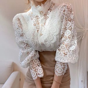 Camisa de oficina para mujer, estilo francés, holgada, con botones, encaje pesado y flores caladas - Product Image 4