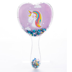 Peigne de massage en forme de cœur de dessin animé avec motif licorne chat scintillant pour cadeaux de fête - Product Image 5