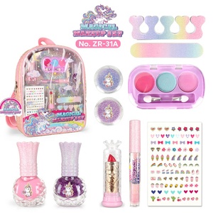 ZYRA TOYS ZR-31A Kit de Brillo Labial con Anillo de Princesa, Marca Privada, Juguete Infantil, <span class=keywords><strong>Maquillaje</strong></span> DIY, <span class=keywords><strong>Set</strong></span> de Belleza con Mochila de PVC para <span class=keywords><strong>Niñas</strong></span> Pre-adolescentes - Product Image 6