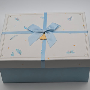 <b>Square</b> Heaven Earth Exquisite Rigid Boxes Eco-Friendly Custom Logo Embossing Recyclable Packaging Solutions - Product Image 1