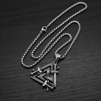 Collier pendentif triangle épée symbole viking nordique rétro en acier inoxydable pour homme, style punk hip-hop tendance MGXL460