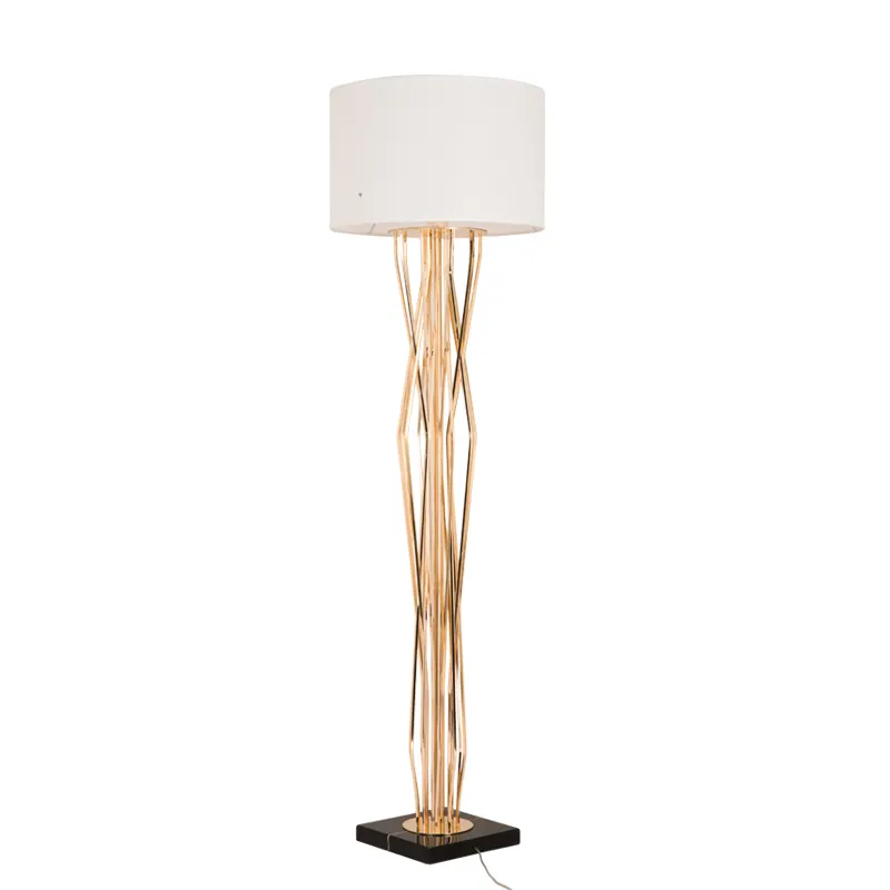 Pós-moderna luz de luxo, lâmpada de chão em metal para sala de estar, modelo moderno, lâmpada para quarto