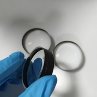 Lensa Kaca Optik Achromatic Plano Convex BK7/Fused Silica Diameter Sesuai Pesanan OEM, Anti-Reflektif, dengan Pelindung Laser