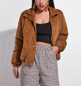 Venta al por mayor de abrigos personalizados para mujer, chaquetas acolchadas de pana para invierno, chaquetas hinchadas de algodón cálidas para otoño con forro de nailon - Product Image 6