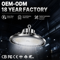 Lampe LED linéaire industrielle pour entrepôt 120W 240W IP65 anti-poussière pour éclairage de grande hauteur en entrepôt et supermarché