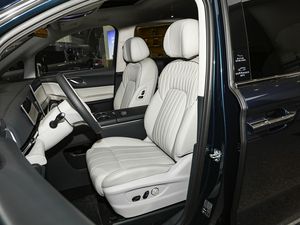 2025 Voyah <span class=keywords><strong>Dreamer</strong></span>: un MPV a 7 posti di fascia alta, potenza ibrida PHEV, 4WD, guida intelligente e comfort e sicurezza eccezionali. - Product Image 4