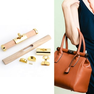 ตัวล็อคแบบมีตะขอสำหรับฝังทำด้วยไม้สำหรับใส่กระเป๋าถือของผู้หญิงอุปกรณ์ในกระเป๋า - Product Image 4