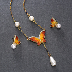 Collar con Colgante de Oro Antiguo al por Mayor 2022, Collar Largo con Cristal de Mariposa y Piedra Natural para Mujer, el Mejor Regalo - Product Image 4