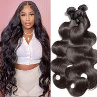 Lots de Cheveux Humains Bouclés Bruts Indiens Birmans Non Traités, Cuticules Alignées, Ondulés Naturels, Tissages de Cheveux Vierges Bruts 10-32 Pouces, Vente en Gros