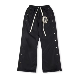 <span class=keywords><strong>Pantalon</strong></span> de <span class=keywords><strong>jogging</strong></span> décontracté pour homme SAINT VANITY, style sportif, brodé et orné de rivets - Product Image 1