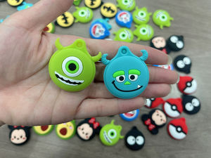 Collar de silicona para AirTags de Apple, funda de silicona con clip genuino para <span class=keywords><strong>airtag</strong></span> de apple, tacto suave, antipérdida, llavero - Product Image 5