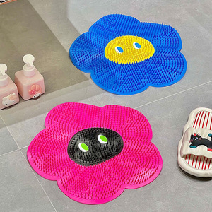 Moderna Herramienta de Masaje de Pies de Silicona con Forma de Flor, Tapete de Baño de TPR para Lavar los Pies, Herramienta Práctica para el Lavado de Pies - Product Image 5