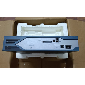 Routeur semi-avancé 2851 offrant une gestion réseau sécurisée, une manipulation rapide des données et une connectivité d'entreprise fiable - Product Image 2