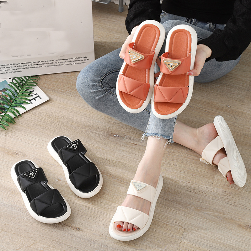 Korean Soft Bottom Double Belt Casual Slippers Non Slip Ladies Sandals and Slippers