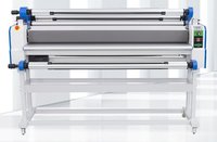 Machine de lamination rouleau-à-roule YINGHE 170 cm pour affichage extérieur, idéale pour les fournisseurs commerciaux en entrepôt à l'étranger