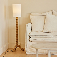Meubles de salon modernes en chêne faits à la main scandinaves lampes décoratives en bois lampadaires
