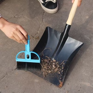Pioche de jardinage à tête carrée en acier au carbone pour l'agriculture, le terrassement et le nettoyage - Product Image 4