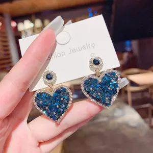 Luxury Wedding Full Diamond Handmade Crystal Heart Stud Earrings Fashion s925 Silver Needle Jewelry Blue Topaz Earrings for Lady