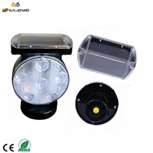 Baliza Solar <span class=keywords><strong>de</strong></span> Alta Potencia con 12 LED, PC y ABS, con Modos <span class=keywords><strong>de</strong></span> Destello/Destello Intenso/Sincronización, Clasificación IP66 para Seguridad Vial - Product Image 5