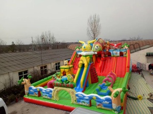 Château gonflable en PVC durable pour enfants, idéal pour les fêtes et les jeux - Product Image 6