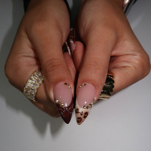 <span class=keywords><strong>Uñas</strong></span> Postizas Y2K con Estampado de <span class=keywords><strong>Vaca</strong></span> y Gota de Agua, Color Marrón Nude, Diseño Floral 3D con Tachuelas Metálicas Doradas, Gelatina Reutilizable, Forma Almendrada, para Chicas - Product Image 3