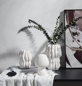 แจกันเซรามิกสไตล์ Wabi-Sabi ตกแต่งอย่างนิ่มสไตล์ครีมเครื่องประดับบ้านโมเดลดอกไม้แห้งจัดดอกไม้ตกแต่งบ้าน - Product Image 1