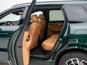 Nuevo Auto Lynk & Co 09 EM-P 2025 2.0TD EM-P 4WD Max SUV de 5 Plazas, Híbrido, Turboalimentado, R20, Volante a la Izquierda, Básico - Product Image 3