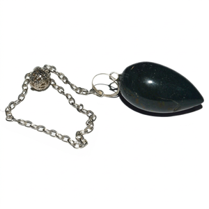 Pendules en pierre de sang |   Thème de l'amour en pierres précieuses sculptées |   Origine Gujarati |   Rozrincrystals.com |   Prix bas - Product Image 1