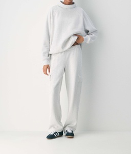 <span class=keywords><strong>Pantaloni</strong></span> Sportivi <span class=keywords><strong>Grigi</strong></span> a Gamba Larga Personalizzati, <span class=keywords><strong>Pantaloni</strong></span> da Jogging in Felpa, <span class=keywords><strong>Pantaloni</strong></span> Sportivi in Spugna Francese, <span class=keywords><strong>Pantaloni</strong></span> a Gamba Dritta e Larga - Product Image 1