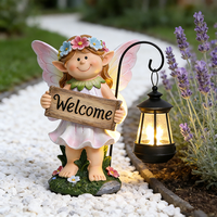 Maßgefertigte LED-Laterne Feengarten-Statue Harz-Willkommensschild Wetterfeste Außenlandschafts-Dekoration Garten-Deko Geschenk