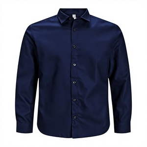 Chemise habillée 100% coton Crisp : Respirante, parfaitement taillée pour un look professionnel élégant. Fondation essentielle du garde-robe. - Product Image 6