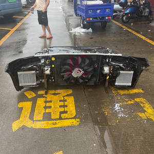 <span class=keywords><strong>Venta</strong></span> caliente usado calidad 8 Series <span class=keywords><strong>M8</strong></span> parachoques delantero Kit radiador rejilla ventilador superior componentes delanteros - Product Image 4