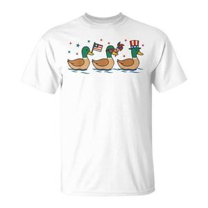 T-shirt Patriotic Ducks con bandiera degli Stati Uniti per il 4 luglio - Product Image 1