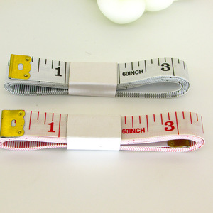 Règle en cuir PVC blanc <span class=keywords><strong>de</strong></span> 1.5 mètres Ruban à mesurer Règle souple du tailleur Échelle double face Ruban à mesurer en pouces - Product Image 4