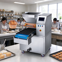 Machine à emballer les cupcakes, machine à faire des cupcakes, machine à injecter des mini-cupcakes, machine à cupcakes automatique