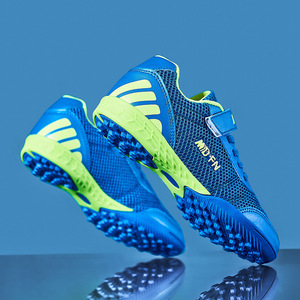 Zapatos de fútbol para niños MDFN con parte superior de malla, suela de goma, entresuela de EVA, zapatos de entrenamiento de otoño para niños y niñas con correa de velcro. - Product Image 2