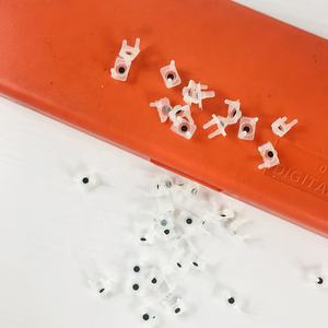 KYカスタマイズされた中国供給長方形キーボードおもちゃ導電性シリカゲルシングルポイントキーゴム押しボタン - Product Image 3