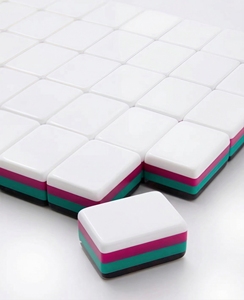 Set di Tessere da Mahjong Americano in Acrilico Effetto Legno a Quattro Strati, Leggero e Resistente allo Sbiadimento, per Divertimento Familiare e Giochi da Viaggio - Product Image 4