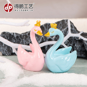 Decoraciones en miniatura de resina Dp Swan para el hogar, decoración de pasteles de escritorio, 4 colores, forma artística de animal, azul, rosa, negro, blanco - Product Image 4