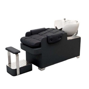 Sillón de Peluquería de Alta Calidad para Salón de Belleza, con Lavabo de Cerámica y Tapicería de Cuero - Product Image 4