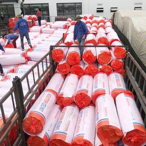 Isolation thermique, rouleau <span class=keywords><strong>de</strong></span> laine <span class=keywords><strong>de</strong></span> <span class=keywords><strong>verre</strong></span> écologique, laine <span class=keywords><strong>de</strong></span> <span class=keywords><strong>verre</strong></span>, feuille <span class=keywords><strong>de</strong></span> kraft, fibre <span class=keywords><strong>de</strong></span> <span class=keywords><strong>verre</strong></span>, 12 kg/m3, 50 mm, 75 mm, couverture en laine <span class=keywords><strong>de</strong></span> <span class=keywords><strong>verre</strong></span> pour toiture - Product Image 5