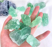 Pierre de fluorite verte naturelle brute pour la décoration, les diffuseurs et l'aménagement paysager