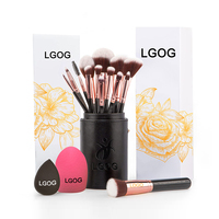 Lot de Pinceaux de Maquillage Professionnels Haut de Gamme Noirs Mat, 14 Pièces, Marque Privée avec Logo Personnalisé, Idéal Fond de Teint