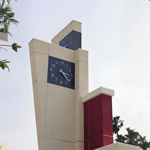 Reloj de Pared Grande de Doble Cara con Movimiento de Cuarzo, Visualización de Agujas, Sincronización de Hora GPS, Diseño de Ciudad Antigua - Product Image 3