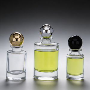 Flacons <span class=keywords><strong>de</strong></span> <span class=keywords><strong>parfum</strong></span> élégants multi-tailles avec bouchons sphériques métalliques, durables pour les emballages <span class=keywords><strong>de</strong></span> parfums <span class=keywords><strong>de</strong></span> niche et <span class=keywords><strong>de</strong></span> cosmétiques. - Product Image 2
