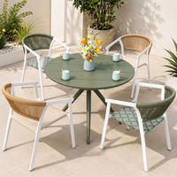 Chaise de salle à manger d'extérieur empilable moderne, avec structure en aluminium, résistante aux UV et imperméable, pour patio, balcon, terrasse, hôtel, bistrot, café