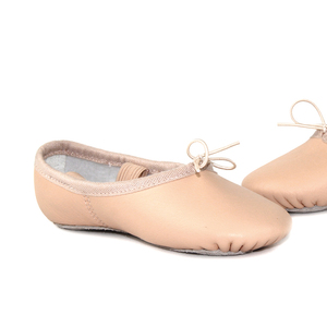 <span class=keywords><strong>Zapatos</strong></span> de Baile de Cuero Elástico con Suela Completa Suave al por Mayor, Color Rosa/Negro para Niñas, Primavera/Verano/Otoño - Product Image 3