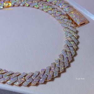 Cadena de Eslabones Cubanos de Plata S925 con Base de Dos Tonos en Oro Blanco y Rosa de 14K y Moissanita VVS de 14MM - Product Image 6