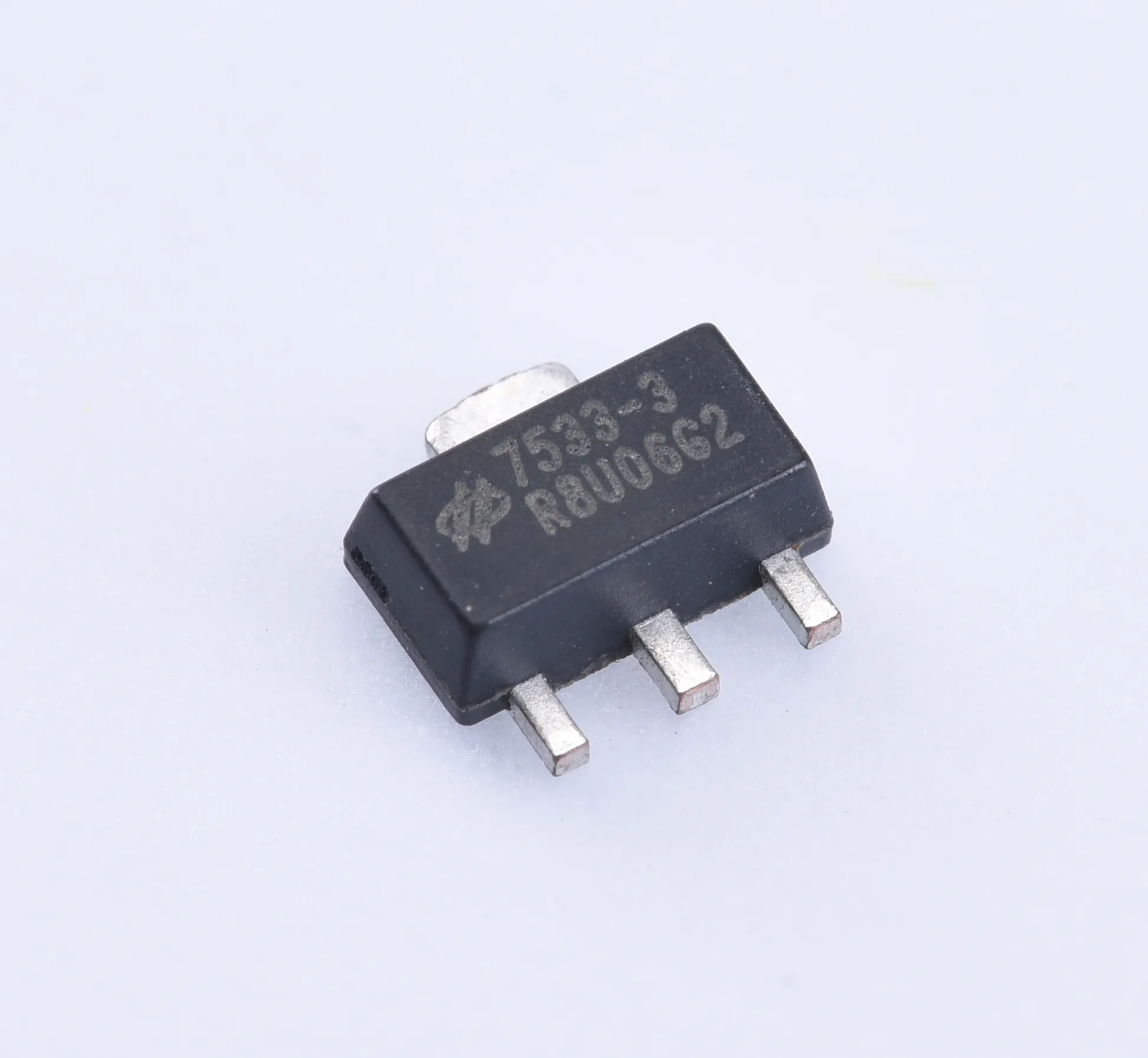 Original HT7533-3-SOT89 series is a set of three-terminal low power high voltage implemented in CMOS technology IC CHIP